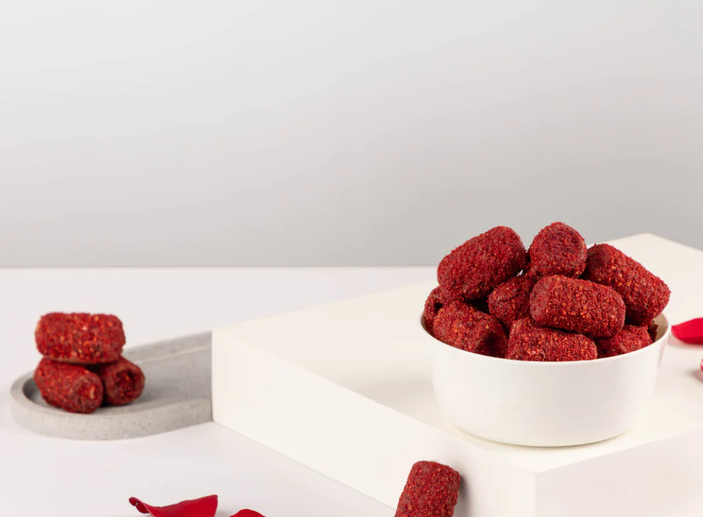 Cocoa Melts Barquillo Red Velvet Cheesecake Chocolate 100 Gms